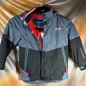 London Fog‎ Children's Black and Gray Jacket with Red Accents. Box S